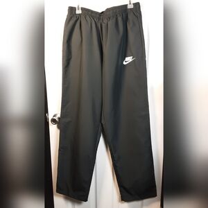 Nike Men's Windbreaker Athletic Pants